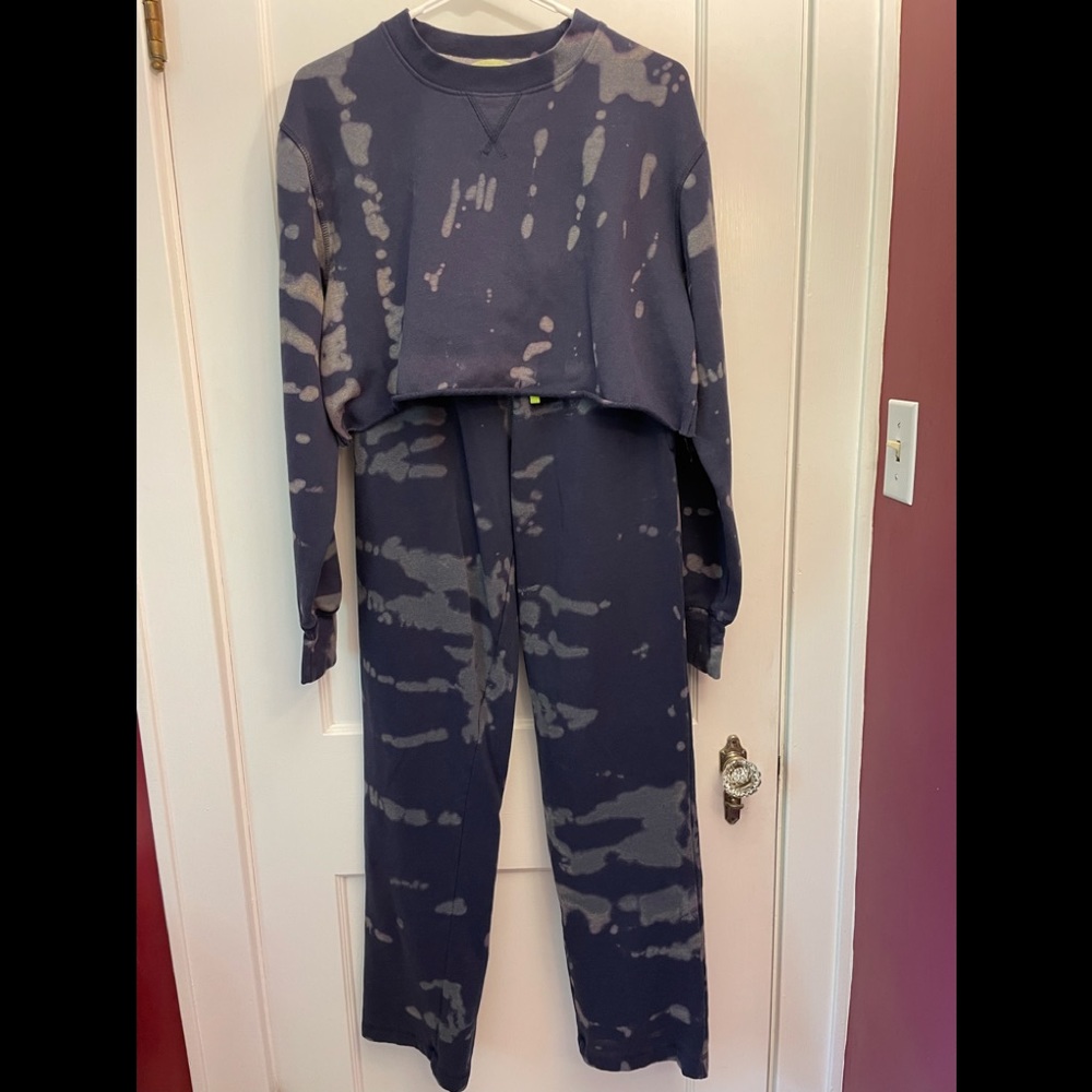 MTA Sport two piece matching blue jogging lounge set. Size medium